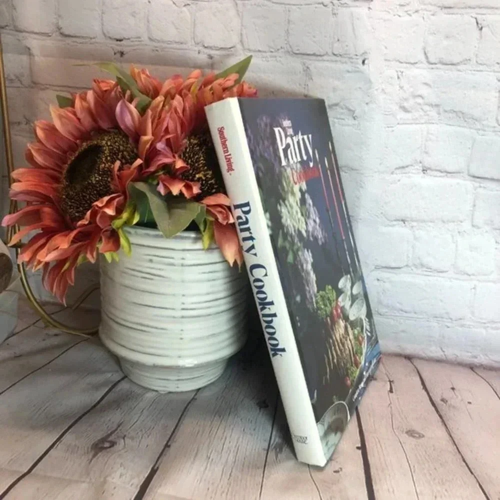 vtg 1972 SOUTHERN LIVING PARTY cookbook farmhouse country cottage retro kitschy